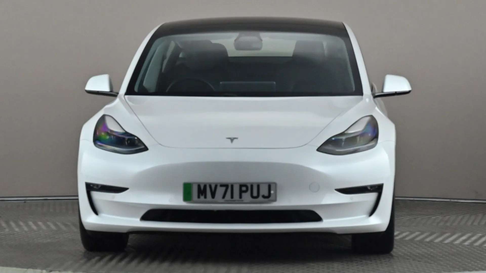 A 2021 TESLA MODEL 3 Long Range AWD Auto A 2021 TESLA MODEL 3 Long Range AWD Auto