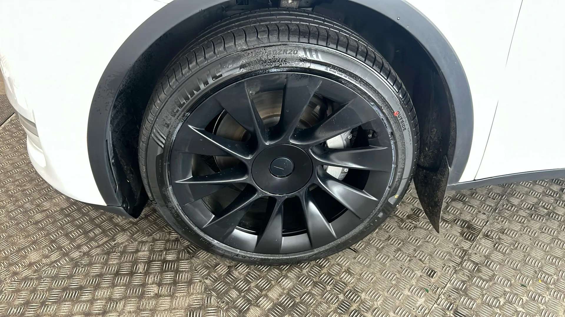 2022 TESLA MODEL Y 2022 TESLA MODEL Y