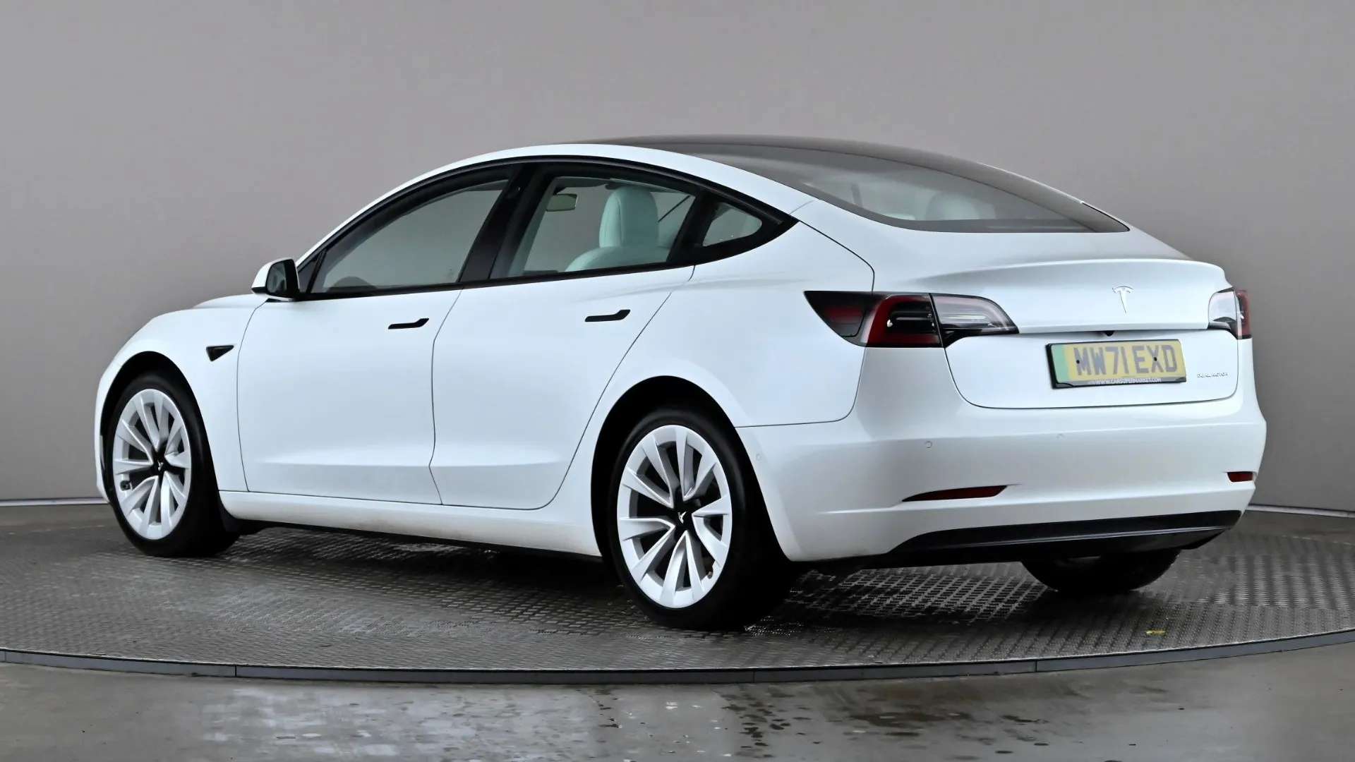 A 2021 TESLA MODEL 3 Long Range AWD Auto A 2021 TESLA MODEL 3 Long Range AWD Auto