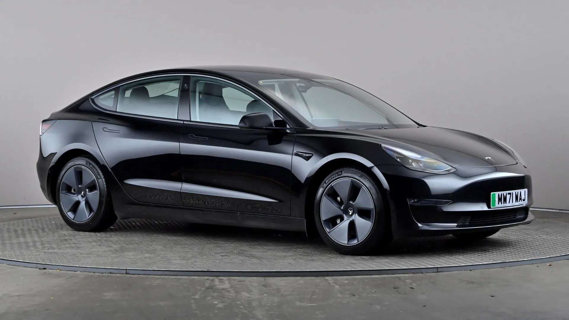 A 2021 TESLA MODEL 3 Long Range AWD Auto A 2021 TESLA MODEL 3 Long Range AWD Auto