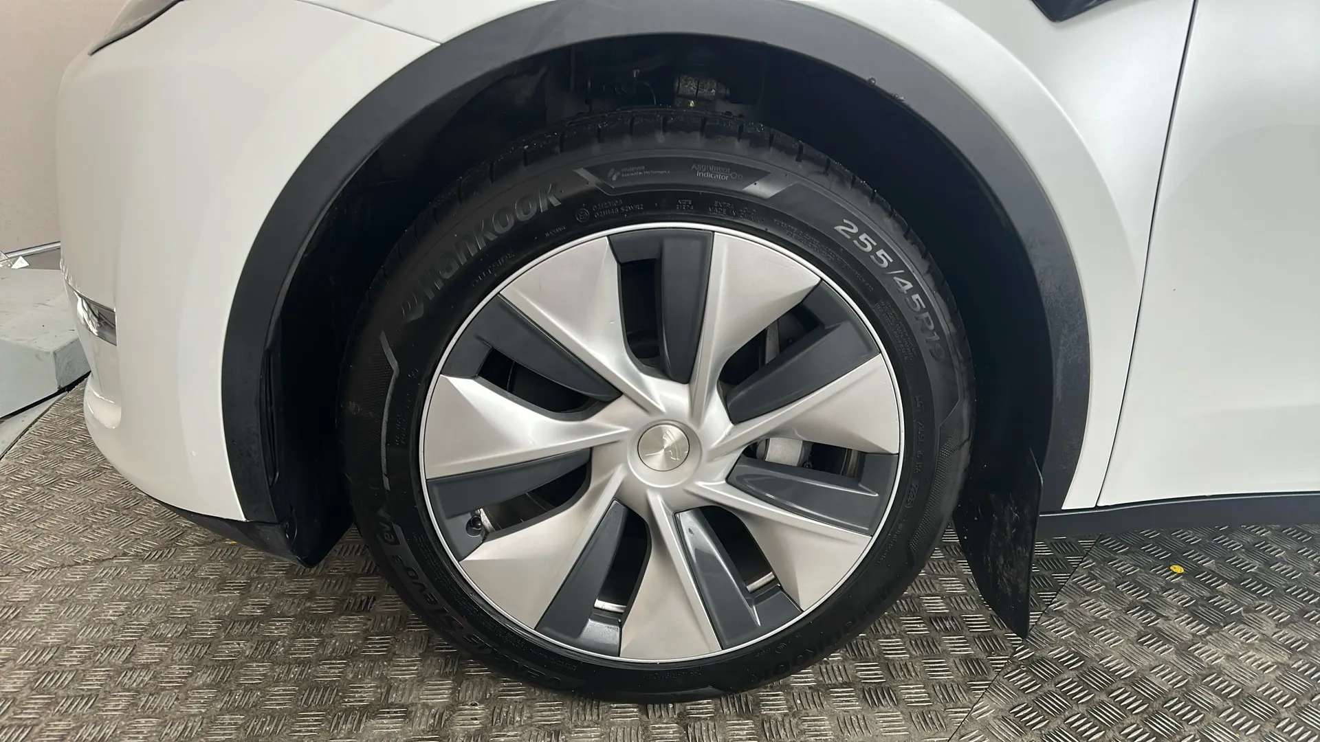 2022 TESLA MODEL Y 2022 TESLA MODEL Y