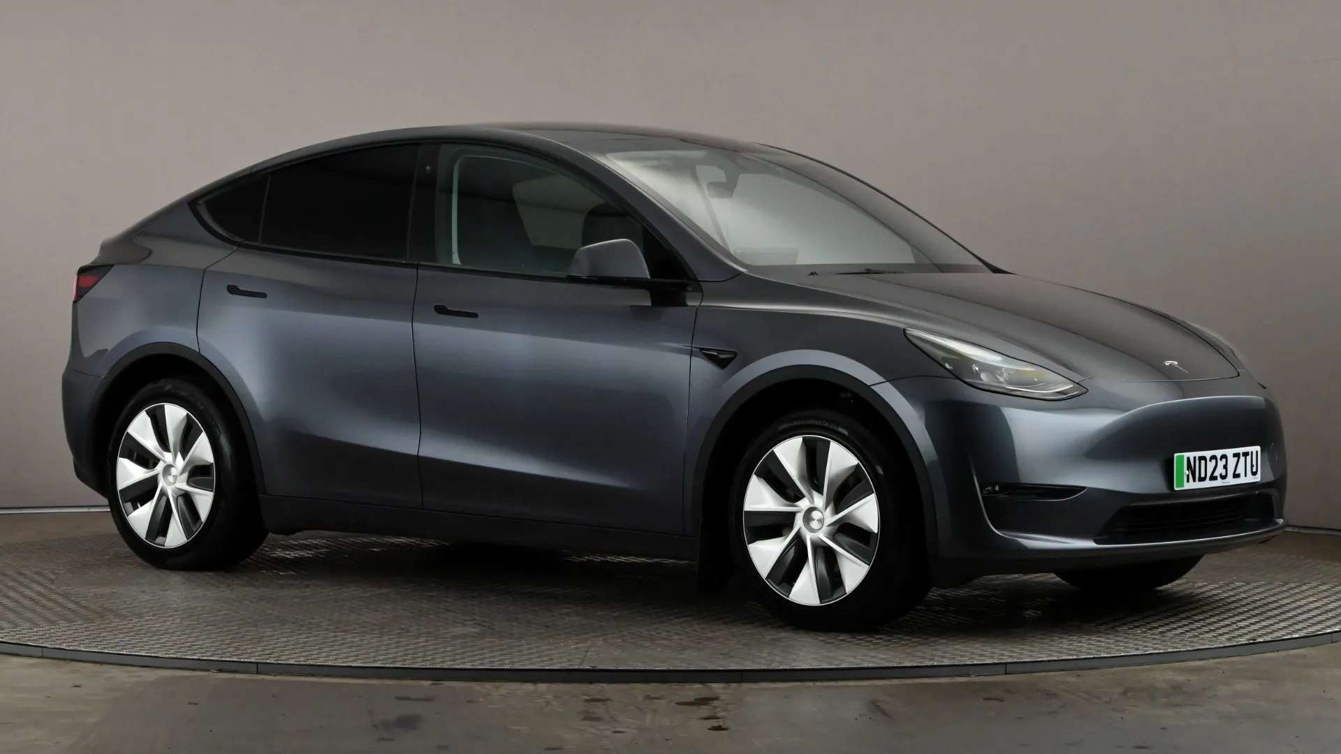 A 2023 TESLA MODEL Y Long Range AWD Auto A 2023 TESLA MODEL Y Long Range AWD Auto