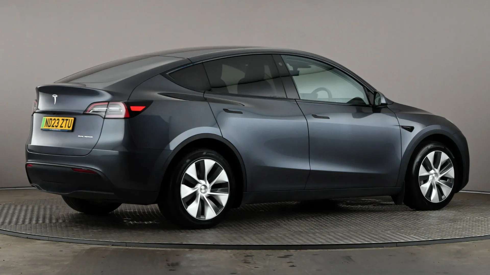 2023 TESLA MODEL Y 2023 TESLA MODEL Y