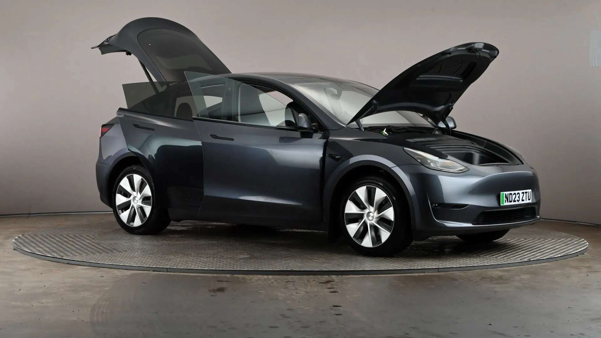 2023 TESLA MODEL Y 2023 TESLA MODEL Y
