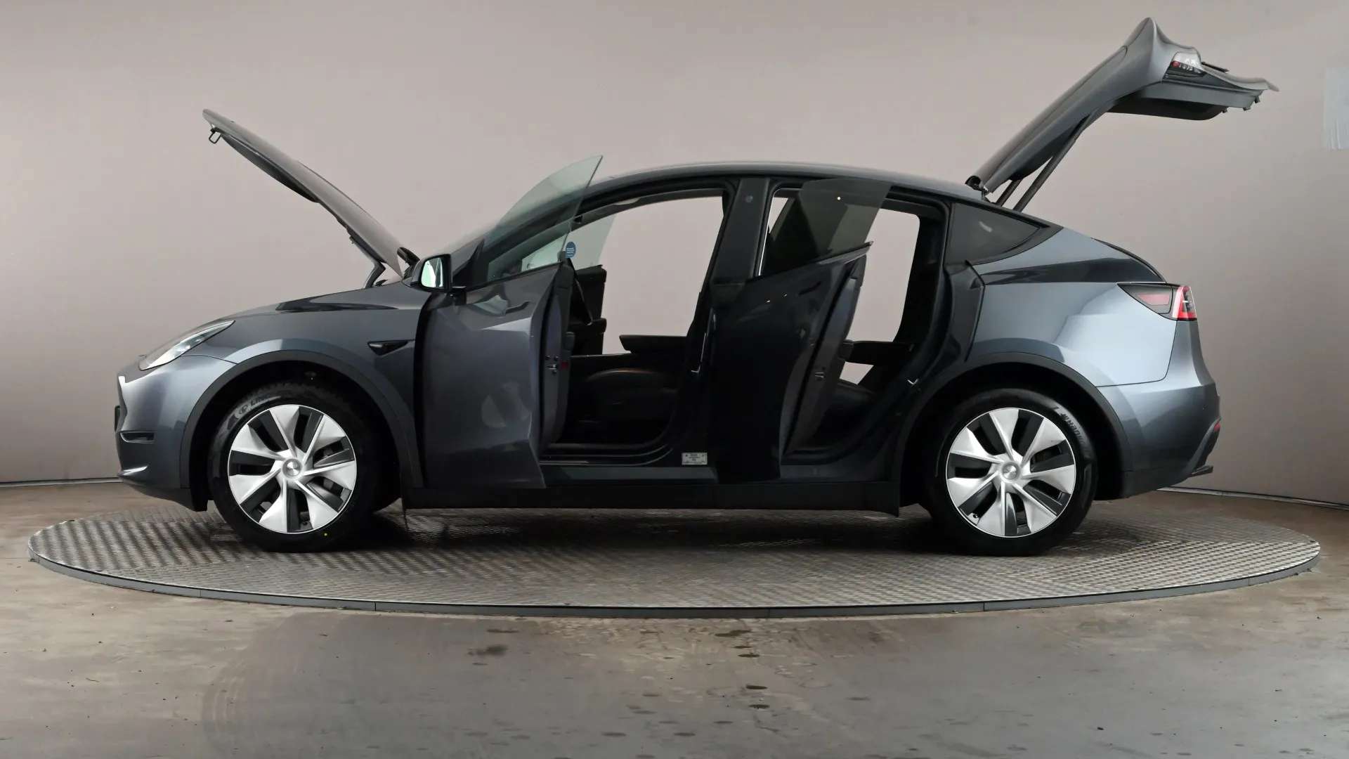 2023 TESLA MODEL Y 2023 TESLA MODEL Y