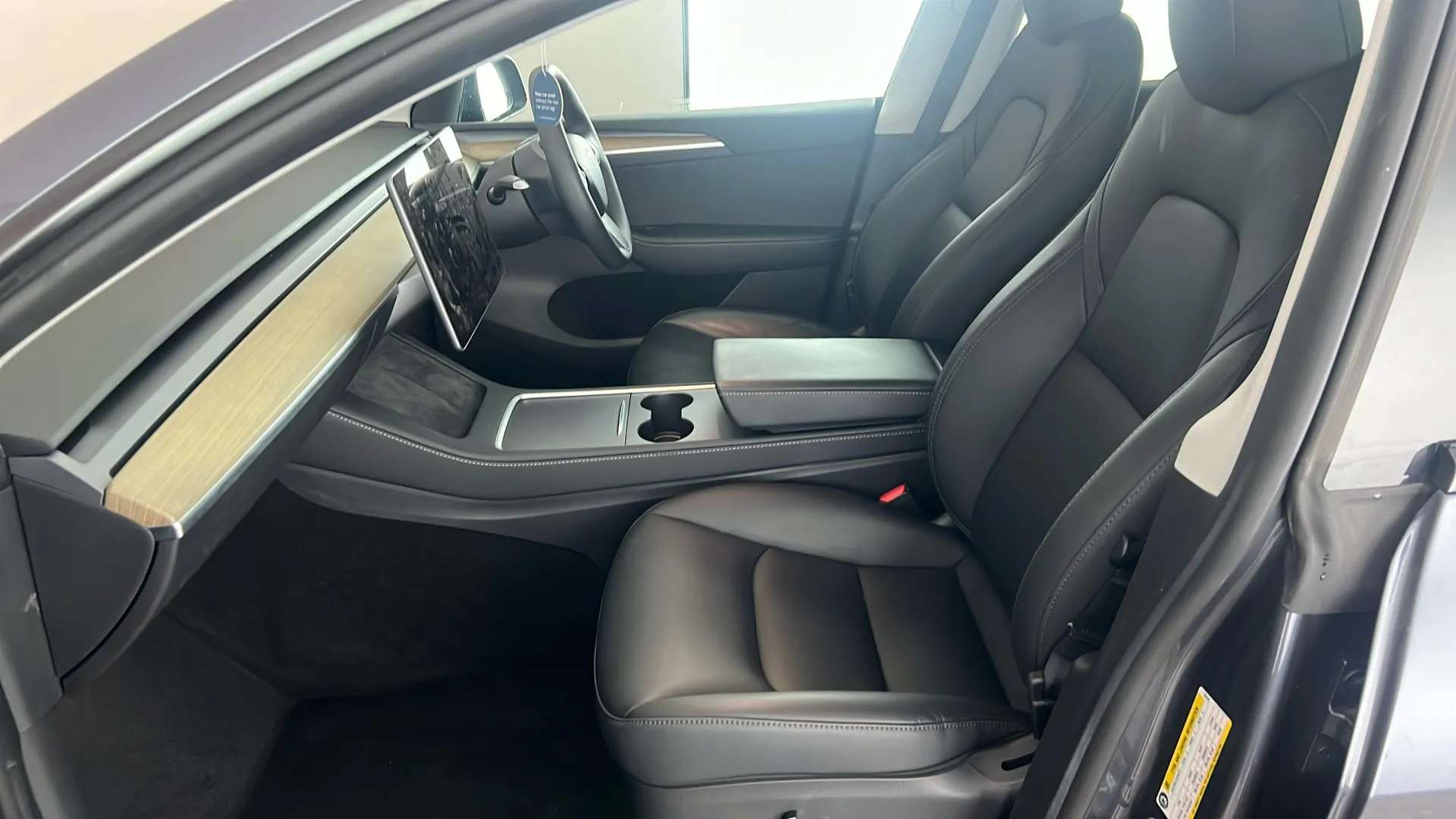 2023 TESLA MODEL Y 2023 TESLA MODEL Y
