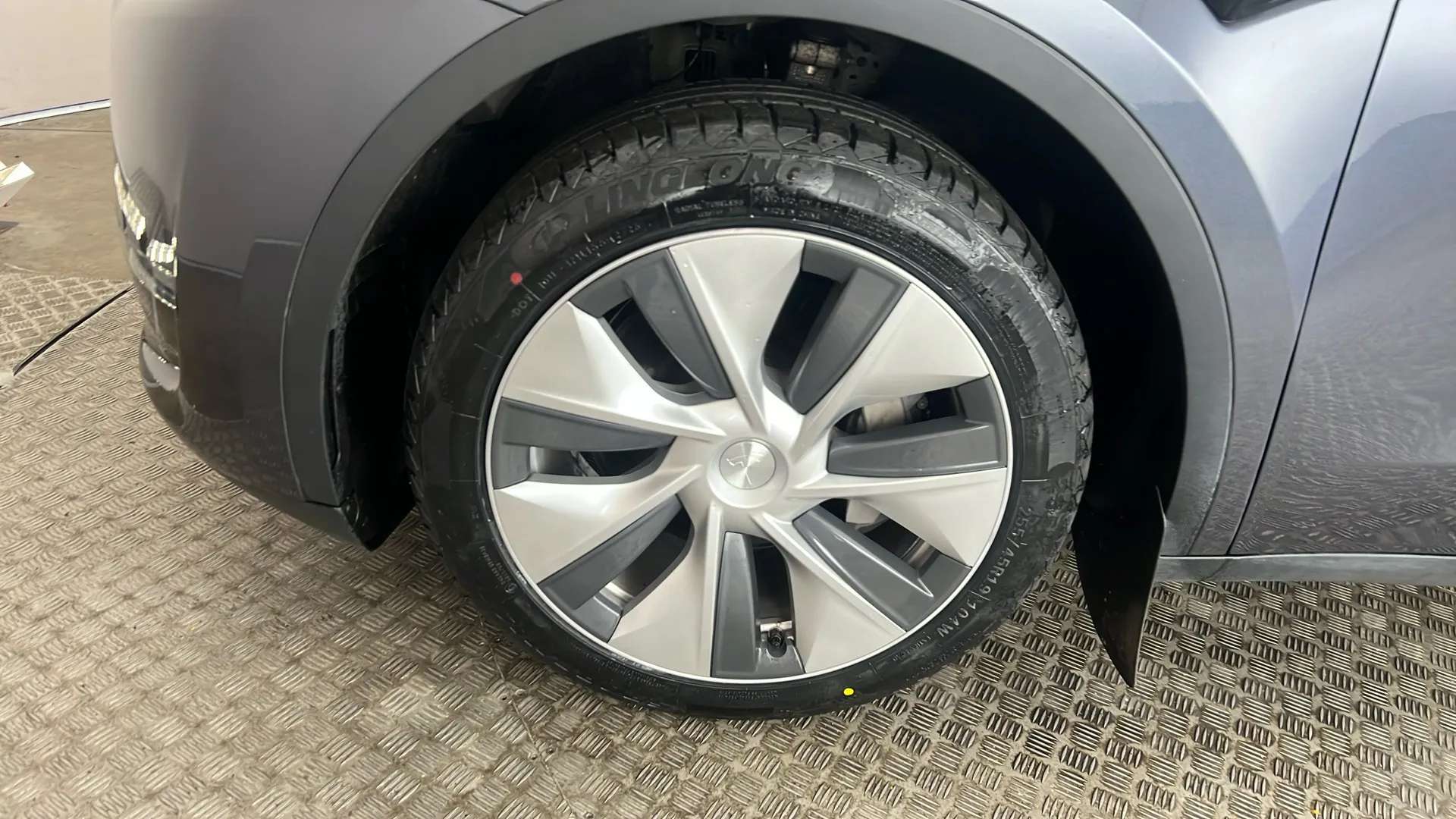 2023 TESLA MODEL Y 2023 TESLA MODEL Y