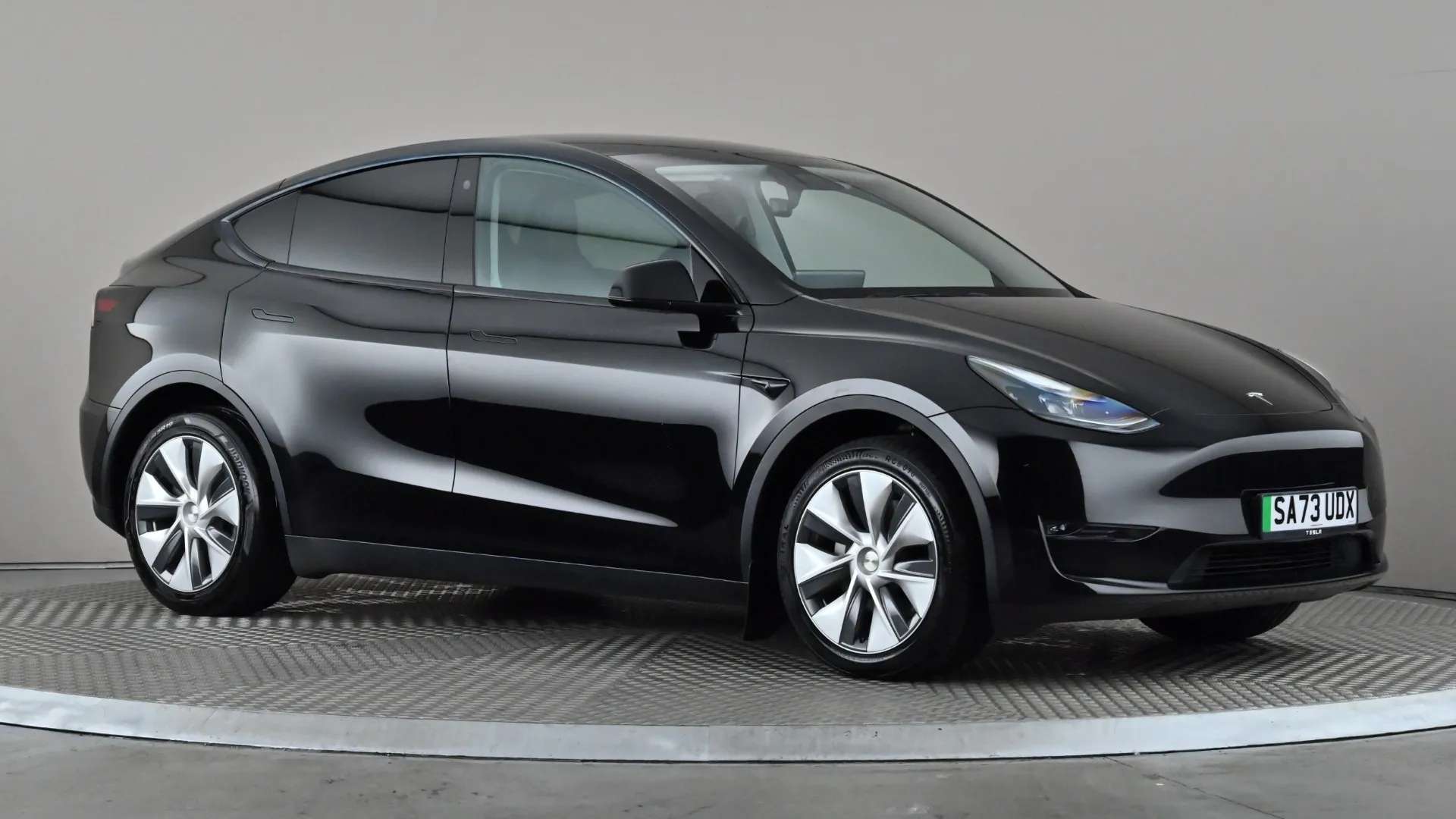 A 2023 TESLA MODEL Y Long Range AWD Auto A 2023 TESLA MODEL Y Long Range AWD Auto