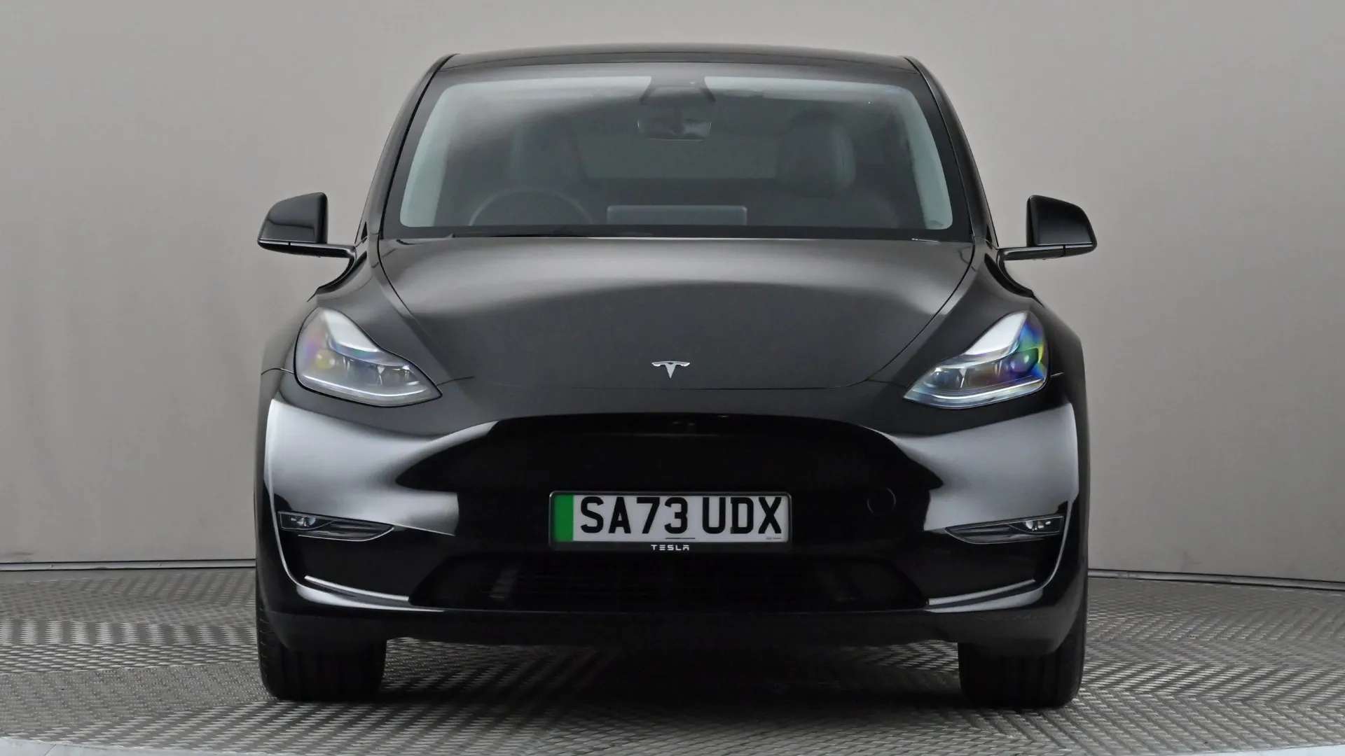 A 2023 TESLA MODEL Y Long Range AWD Auto A 2023 TESLA MODEL Y Long Range AWD Auto