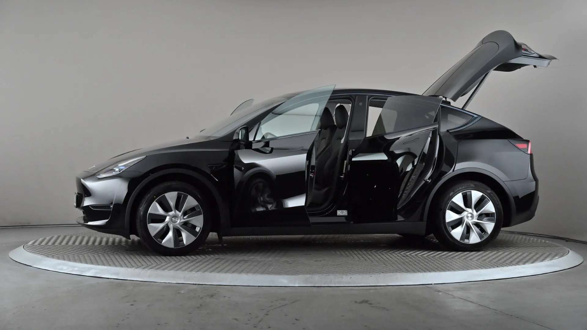 2023 TESLA MODEL Y 2023 TESLA MODEL Y