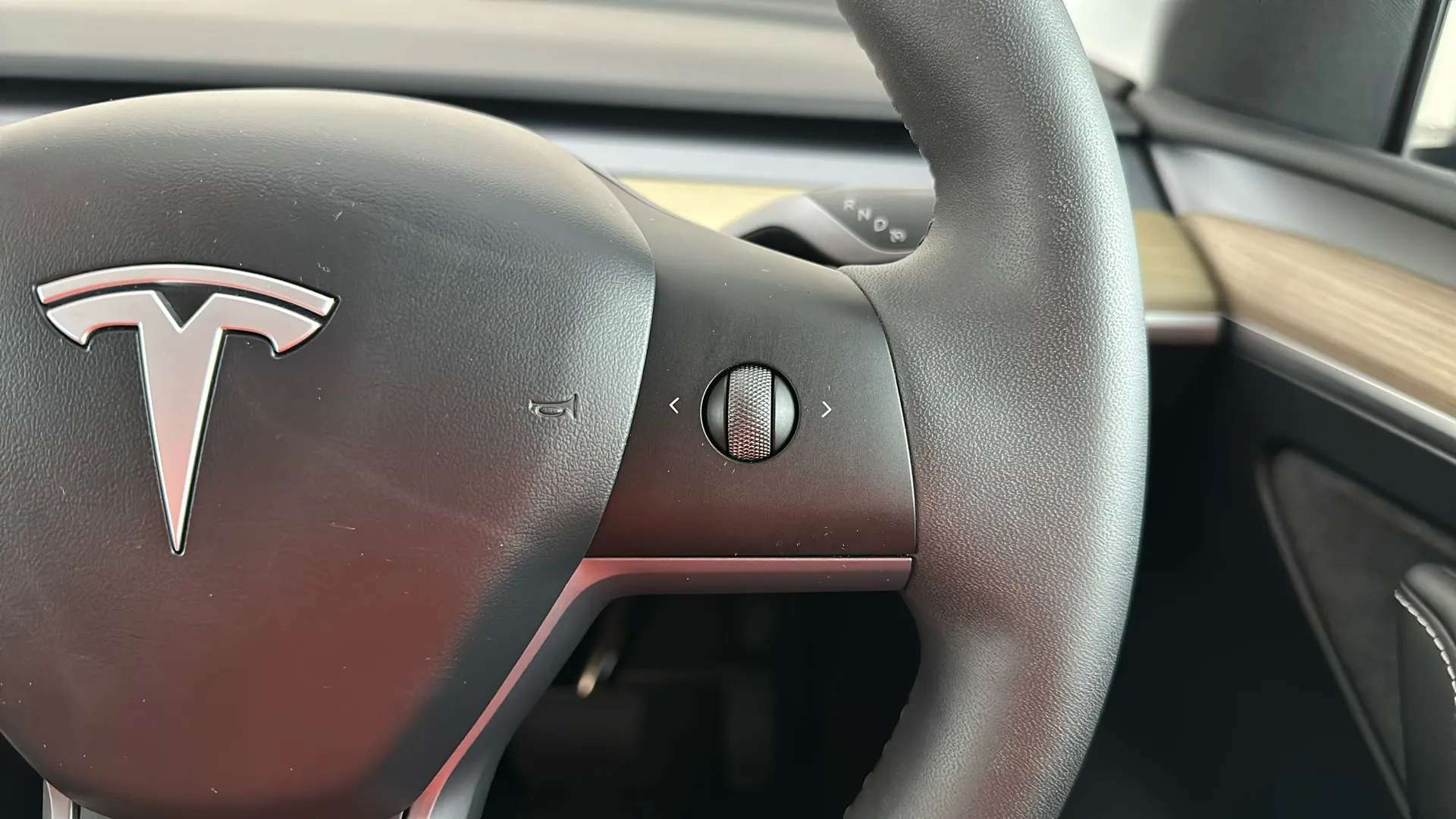 2023 TESLA MODEL Y 2023 TESLA MODEL Y