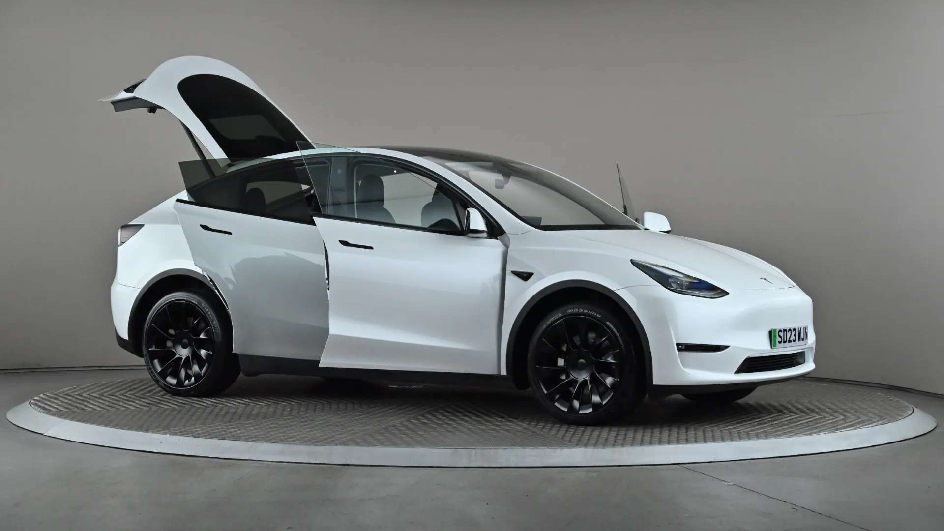 2023 TESLA MODEL Y 2023 TESLA MODEL Y