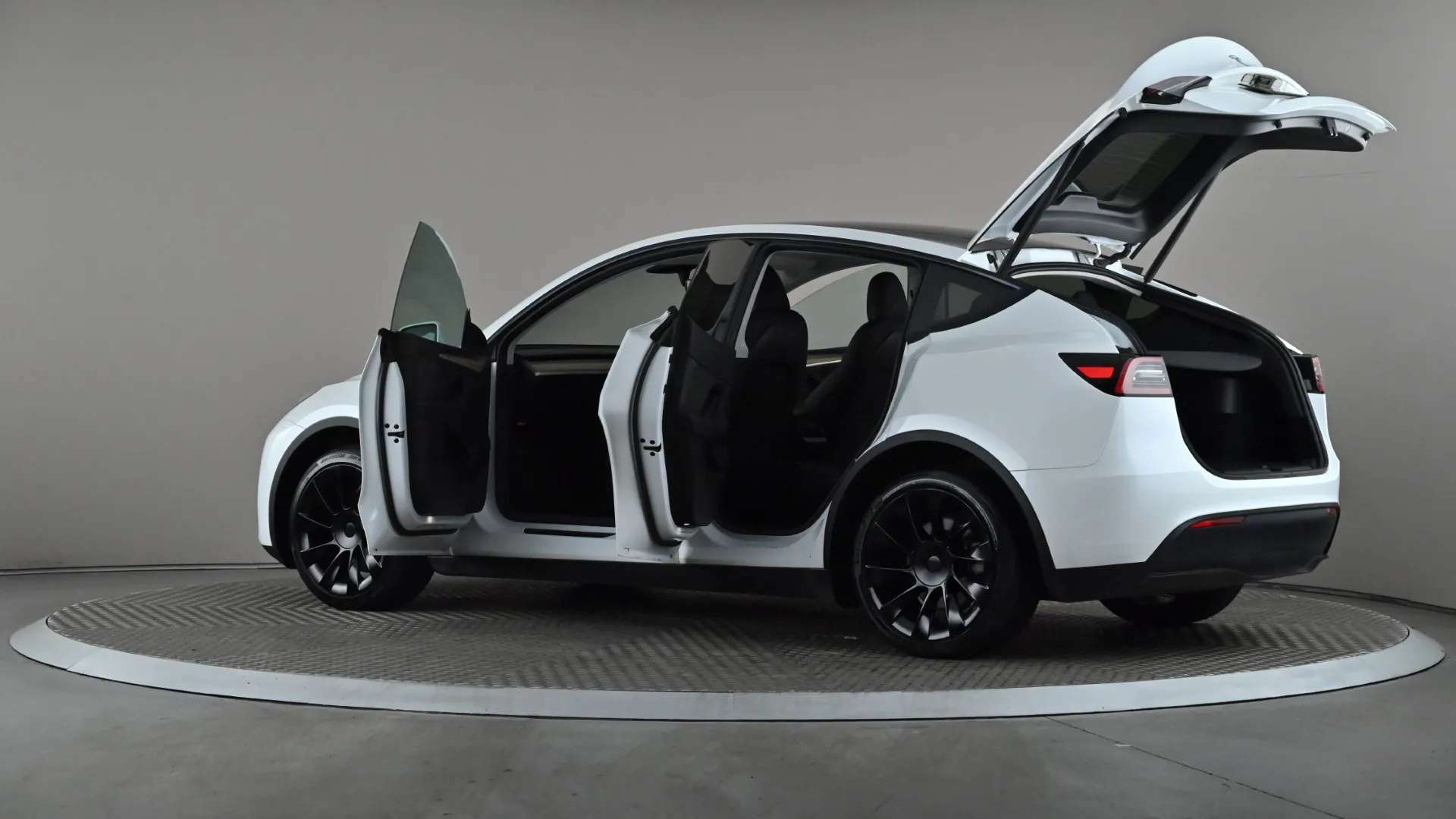 2023 TESLA MODEL Y 2023 TESLA MODEL Y
