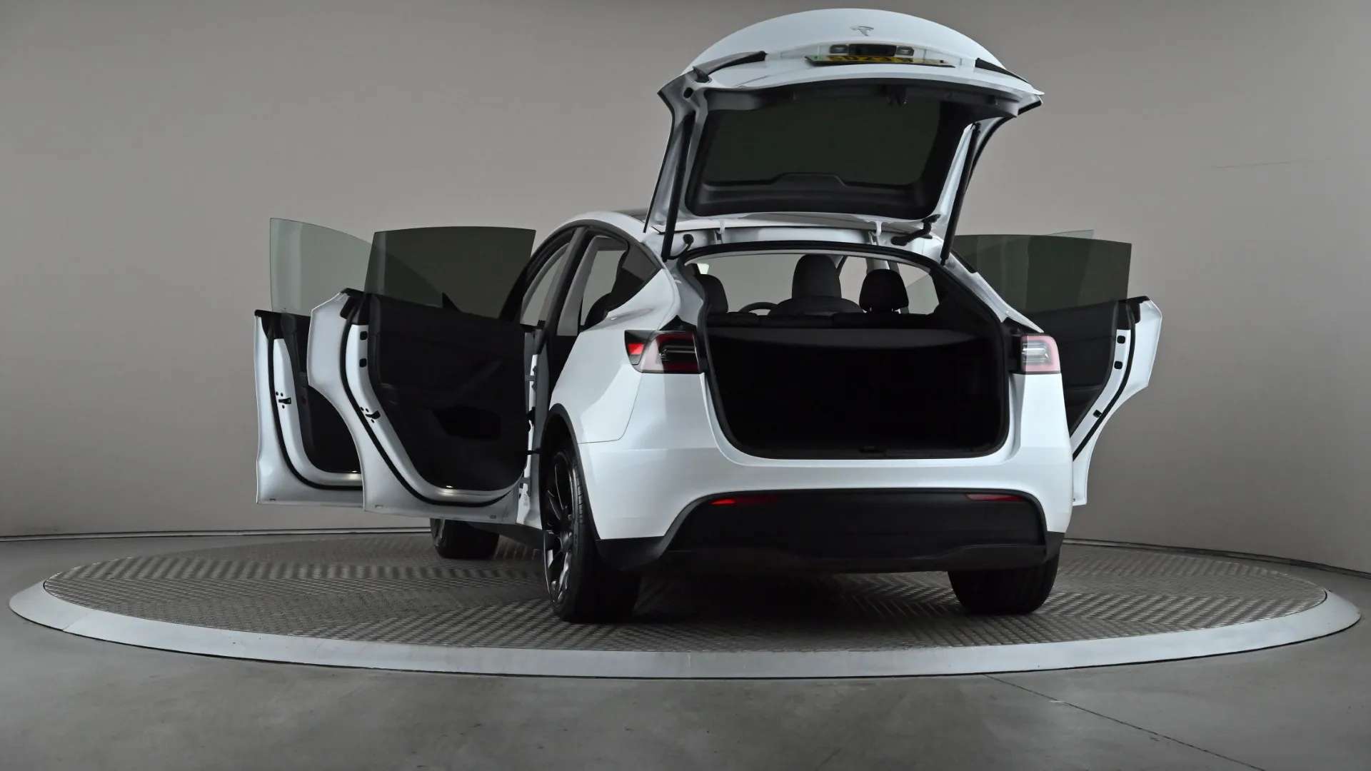 2023 TESLA MODEL Y 2023 TESLA MODEL Y