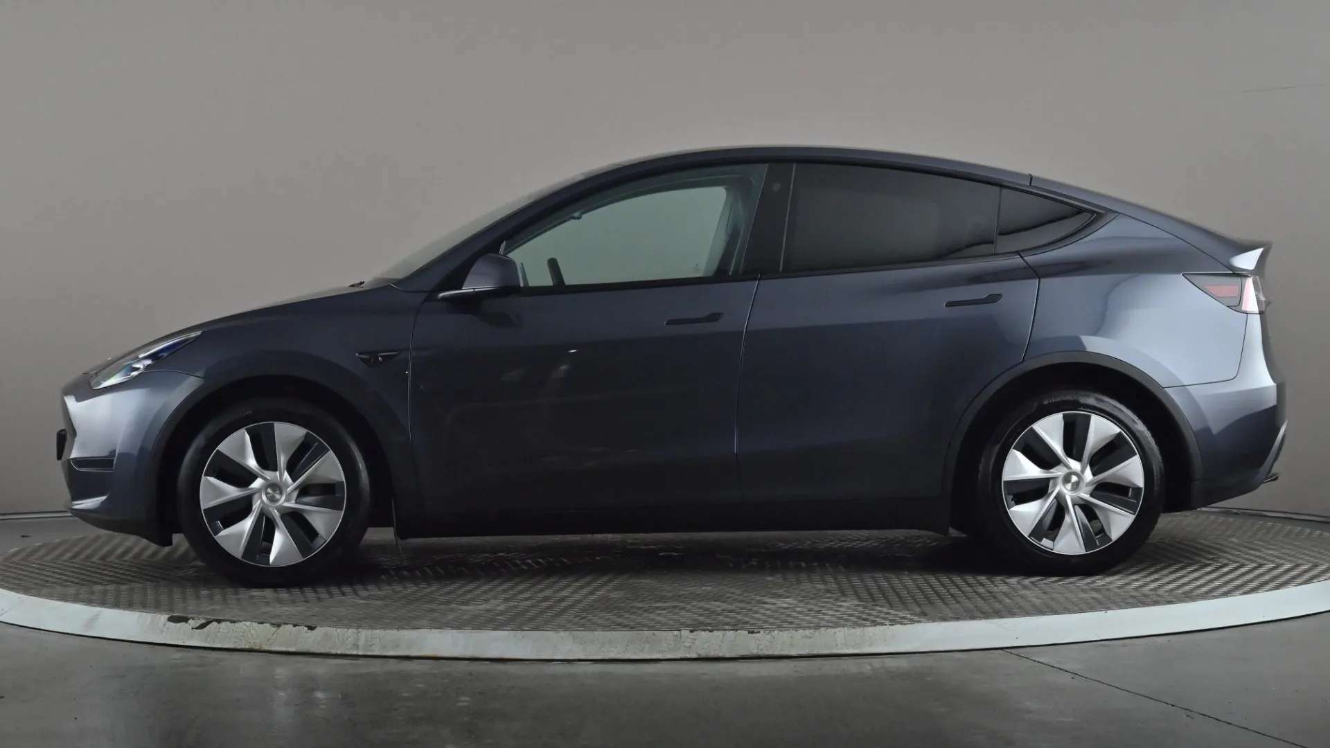 A 2022 TESLA MODEL Y Long Range AWD Auto A 2022 TESLA MODEL Y Long Range AWD Auto