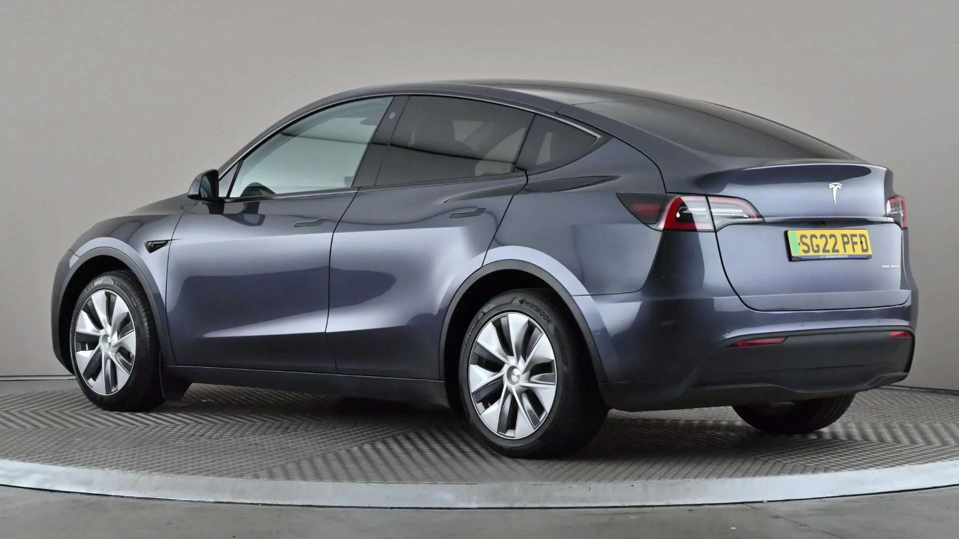 A 2022 TESLA MODEL Y Long Range AWD Auto A 2022 TESLA MODEL Y Long Range AWD Auto