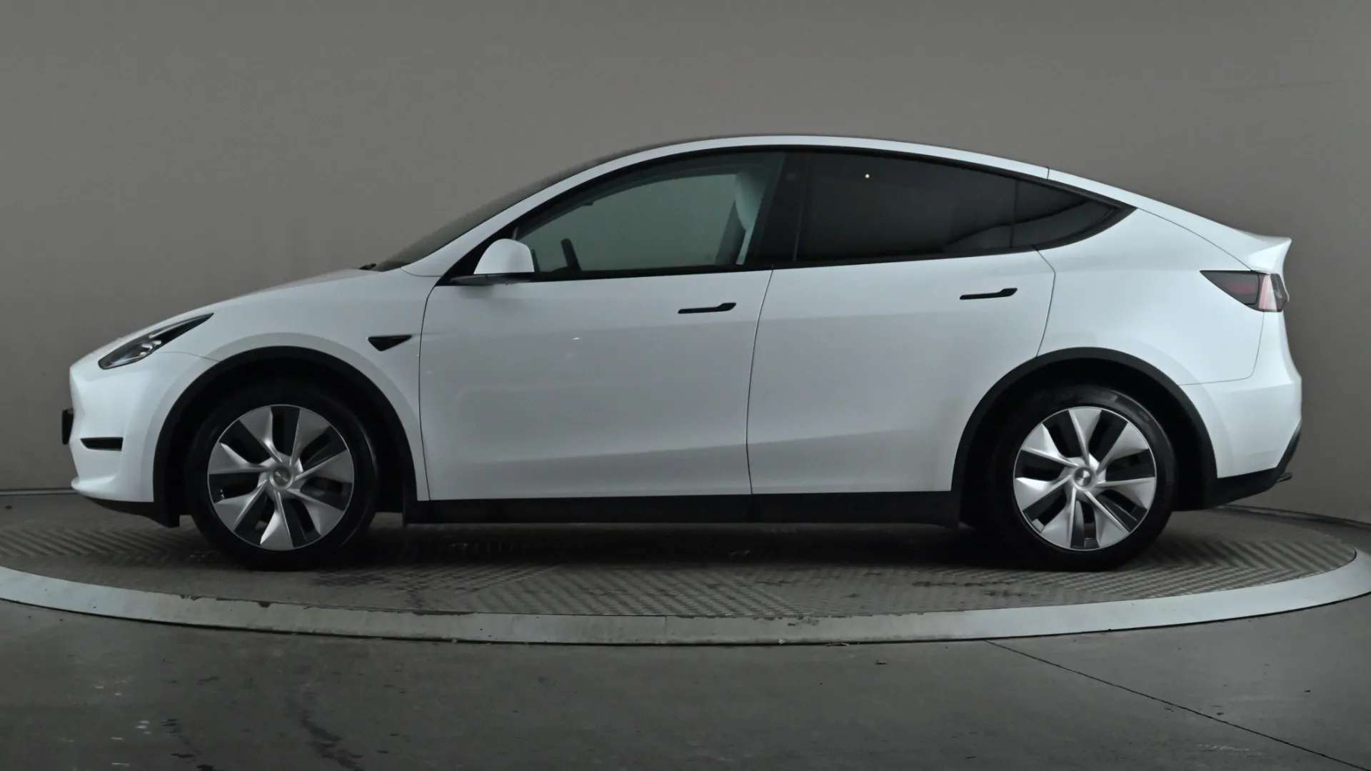 A 2022 TESLA MODEL Y Long Range AWD Auto A 2022 TESLA MODEL Y Long Range AWD Auto