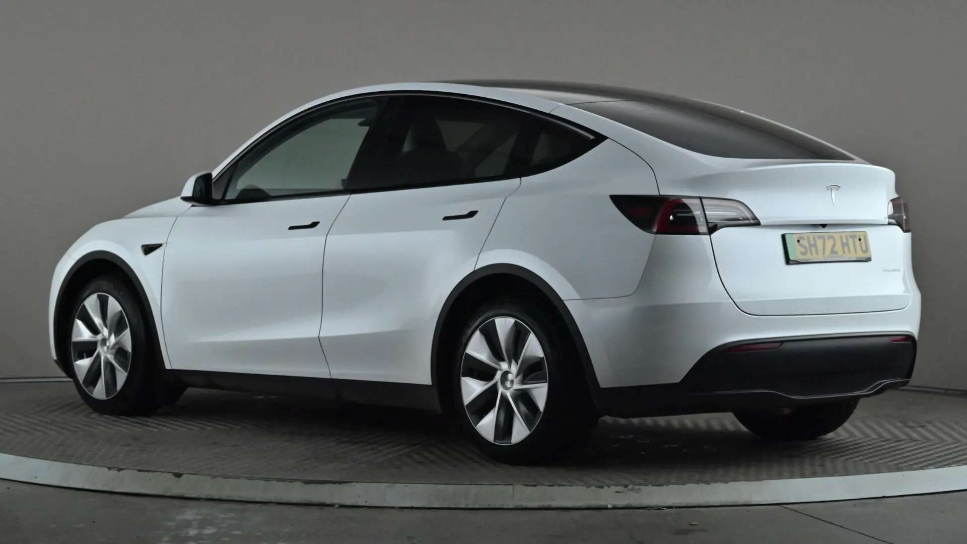 A 2022 TESLA MODEL Y Long Range AWD Auto A 2022 TESLA MODEL Y Long Range AWD Auto