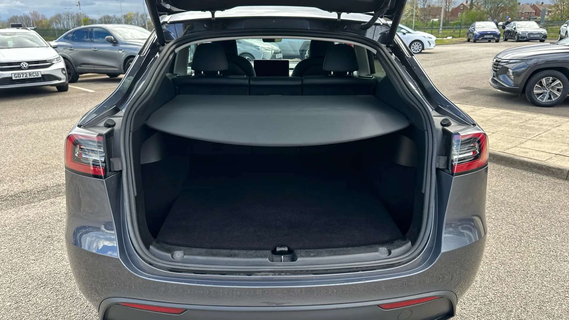 2023 TESLA MODEL Y 2023 TESLA MODEL Y