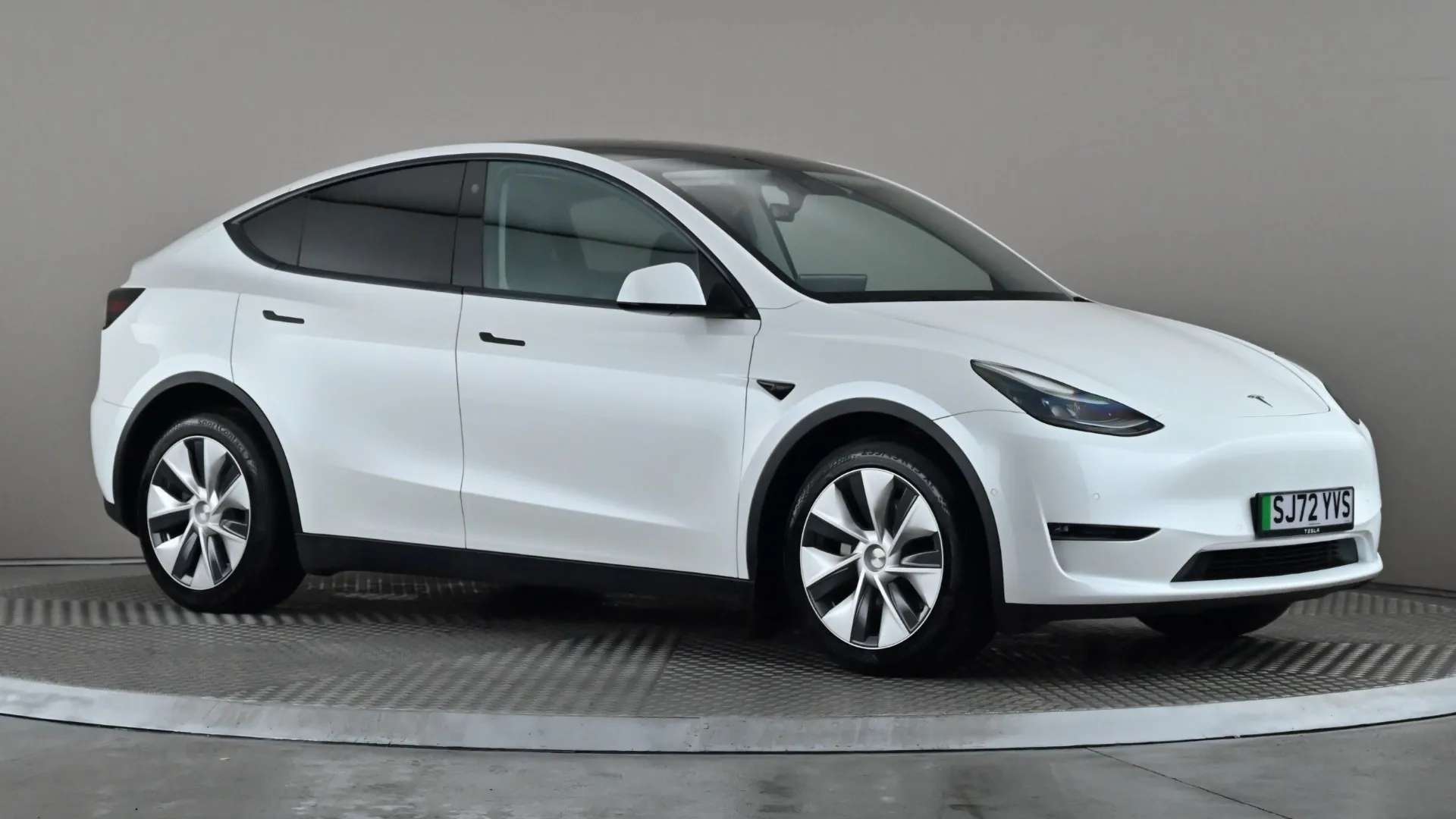 A 2022 TESLA MODEL Y Long Range AWD Auto A 2022 TESLA MODEL Y Long Range AWD Auto