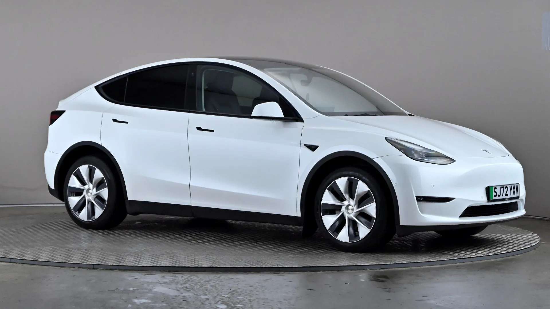 A 2022 TESLA MODEL Y Long Range AWD Auto A 2022 TESLA MODEL Y Long Range AWD Auto