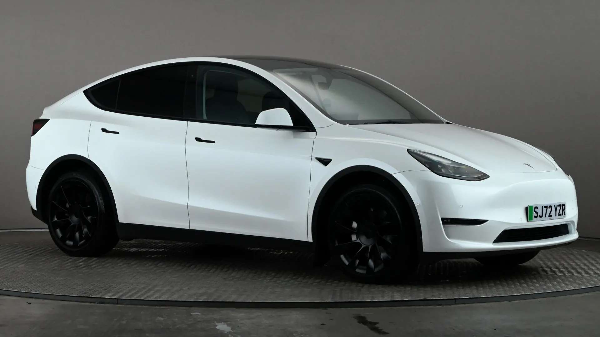 A 2022 TESLA MODEL Y Long Range AWD Auto A 2022 TESLA MODEL Y Long Range AWD Auto