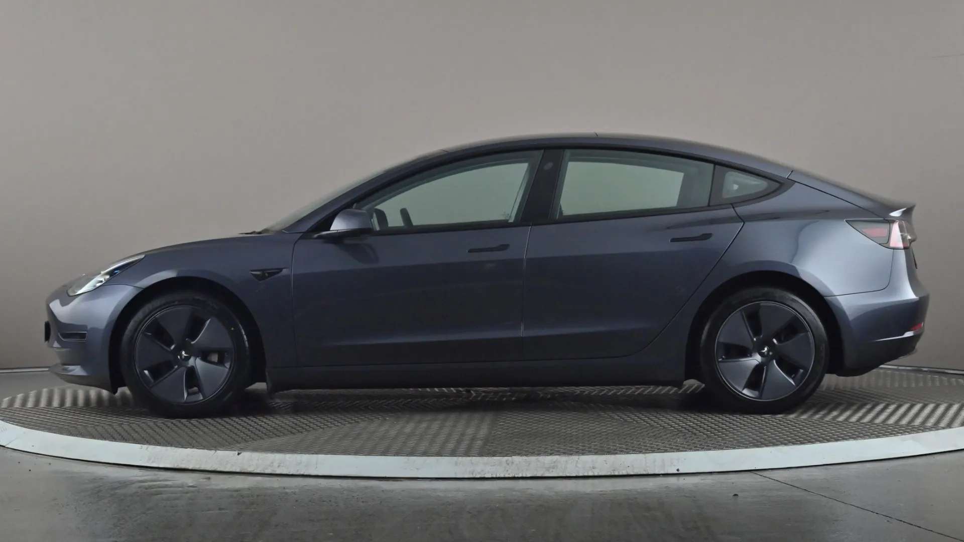 A 2022 TESLA MODEL 3 Long Range AWD Auto A 2022 TESLA MODEL 3 Long Range AWD Auto