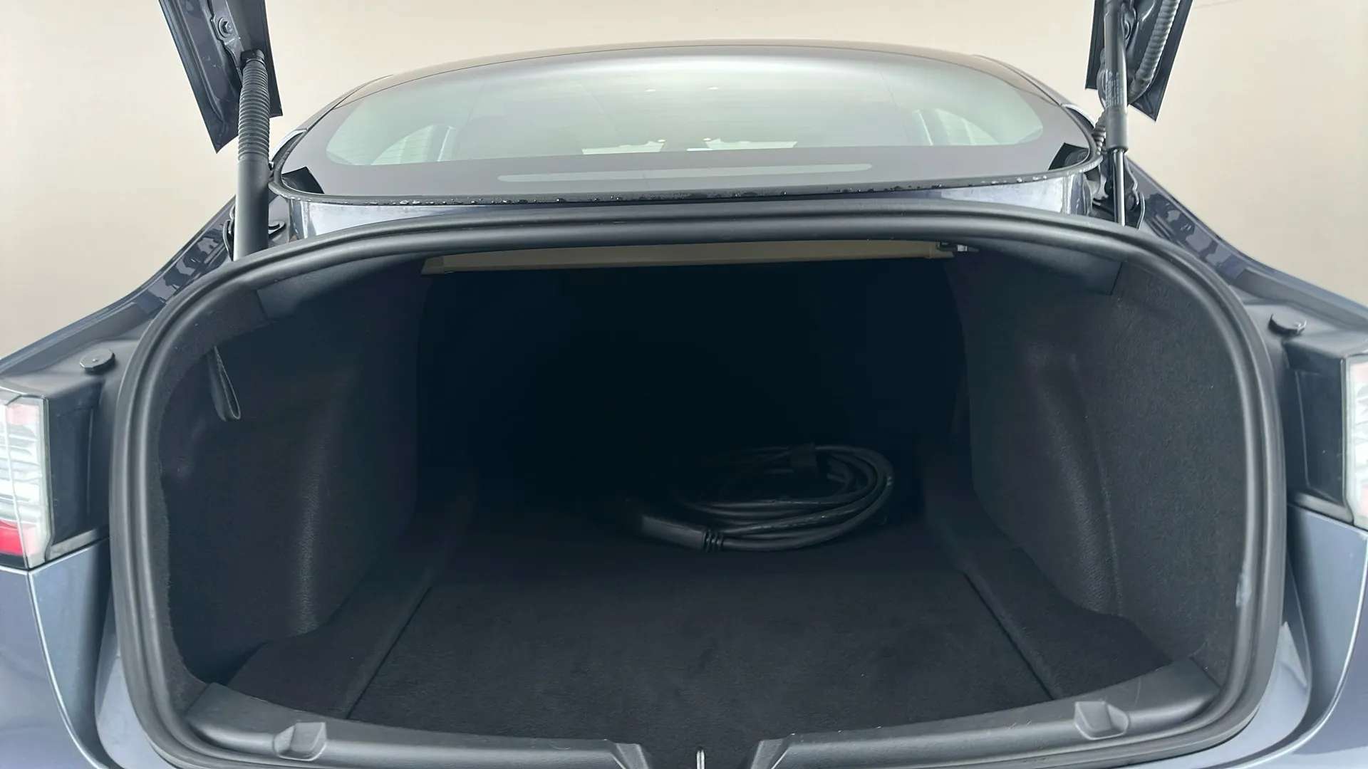 2023 TESLA MODEL 3 2023 TESLA MODEL 3