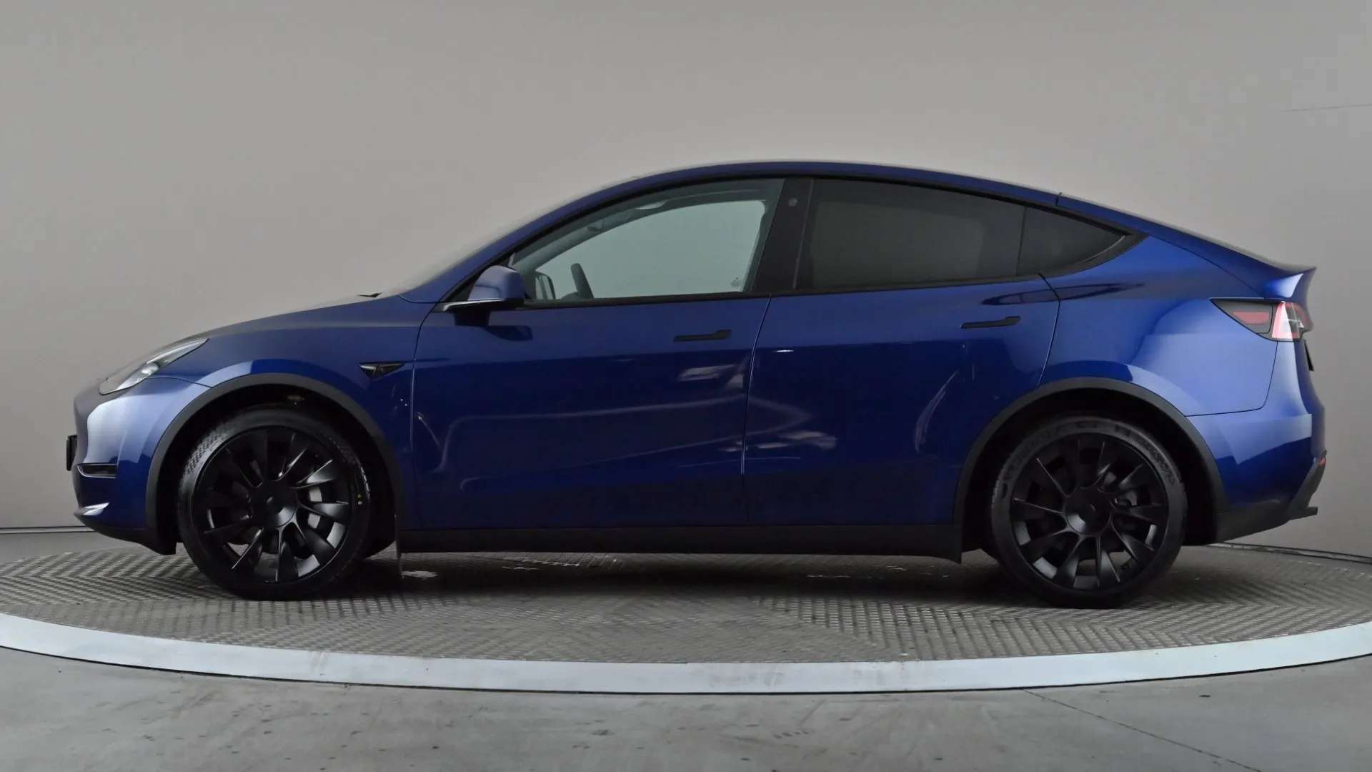 A 2023 TESLA MODEL Y Long Range AWD Auto A 2023 TESLA MODEL Y Long Range AWD Auto