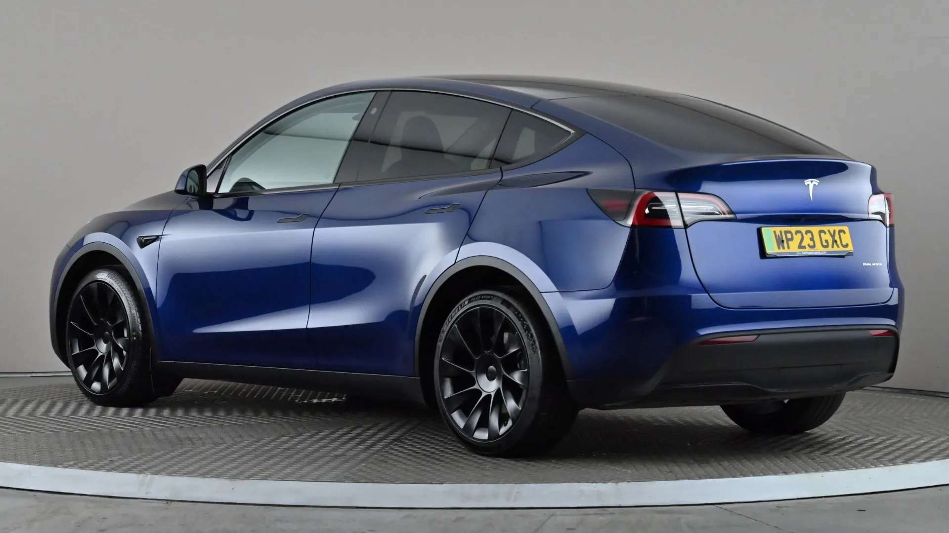 A 2023 TESLA MODEL Y Long Range AWD Auto A 2023 TESLA MODEL Y Long Range AWD Auto