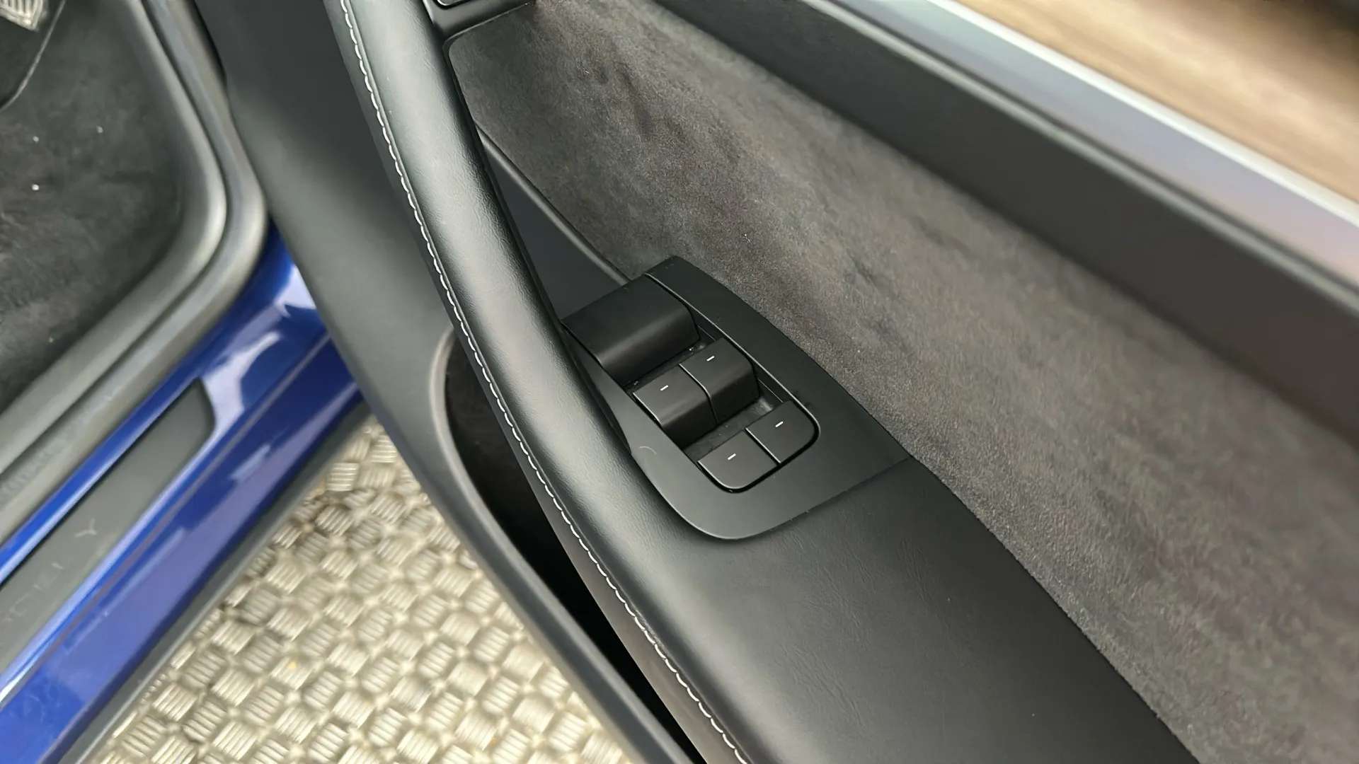 2023 TESLA MODEL Y 2023 TESLA MODEL Y