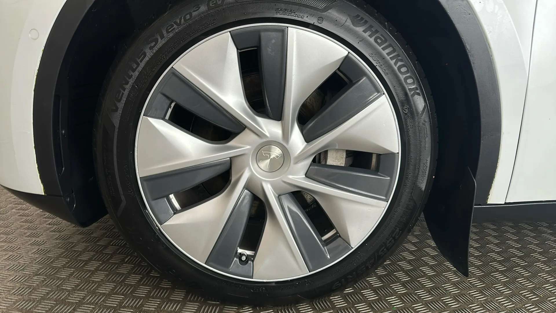 2022 TESLA MODEL Y 2022 TESLA MODEL Y