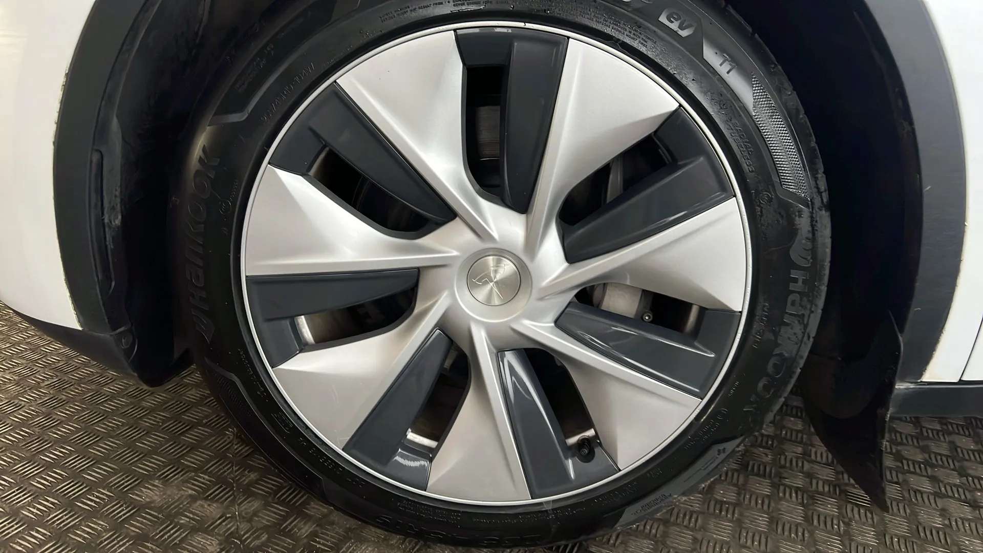 2022 TESLA MODEL Y 2022 TESLA MODEL Y