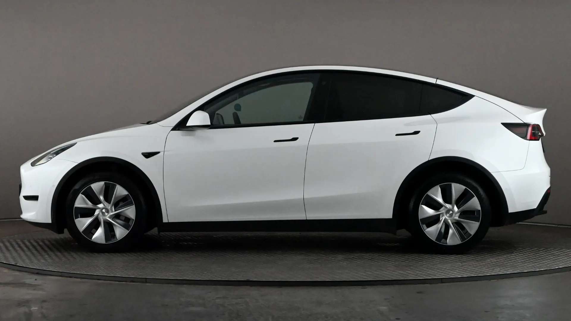 A 2022 TESLA MODEL Y Long Range AWD Auto A 2022 TESLA MODEL Y Long Range AWD Auto