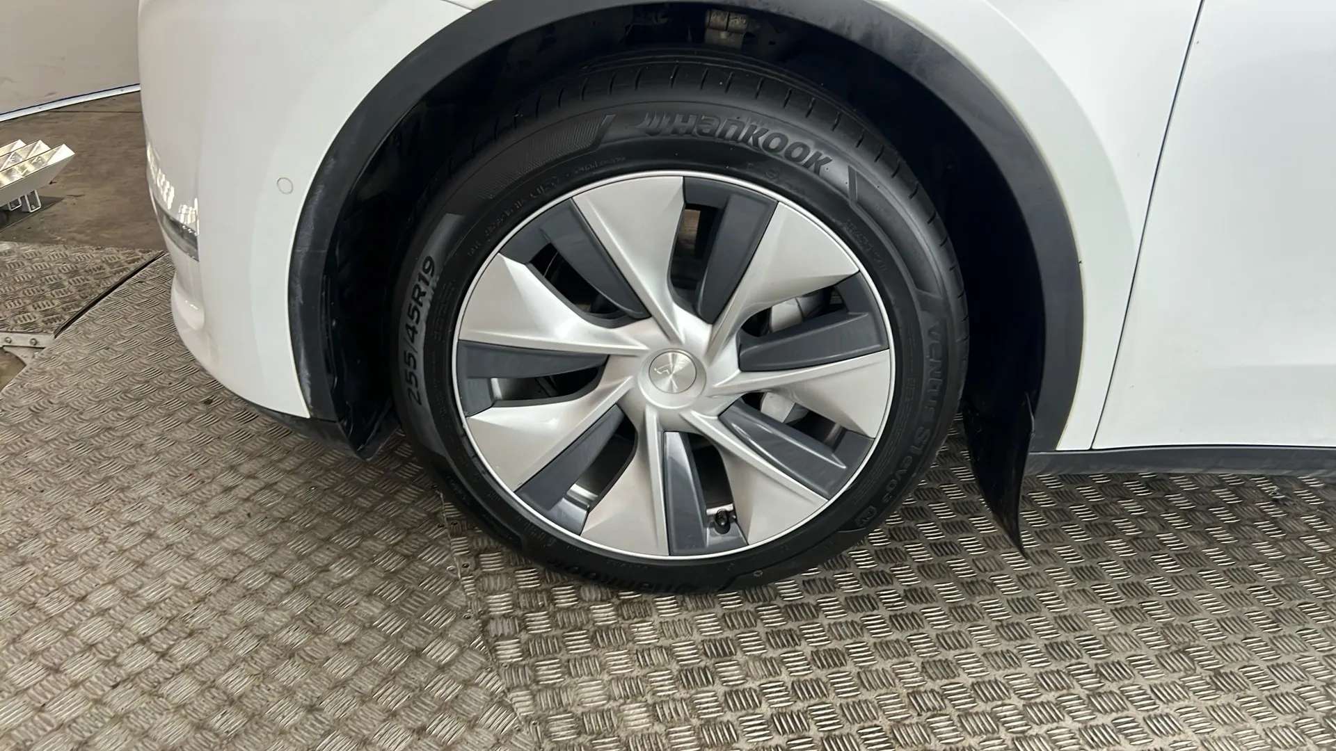 2022 TESLA MODEL Y 2022 TESLA MODEL Y