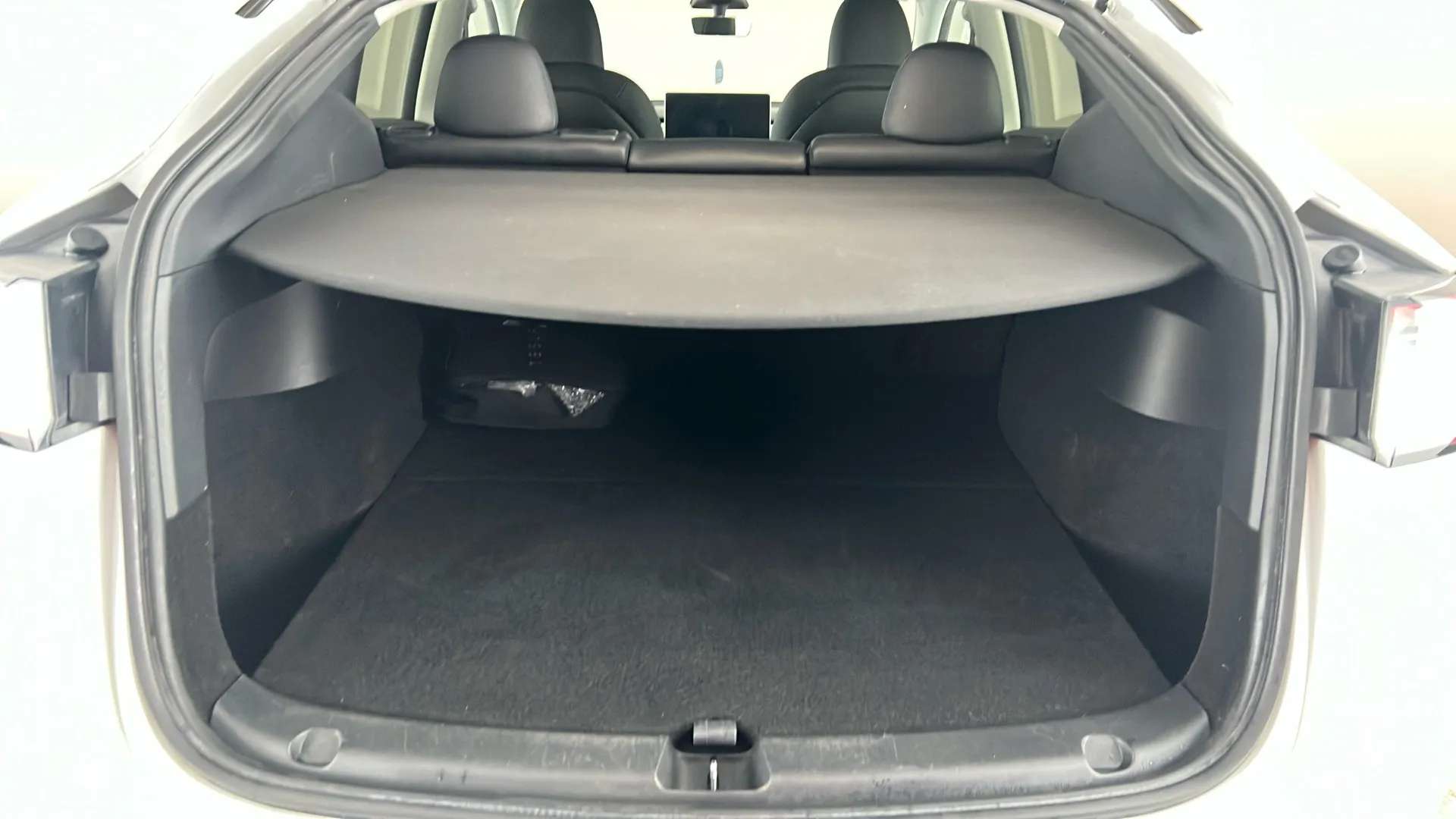 2022 TESLA MODEL Y 2022 TESLA MODEL Y