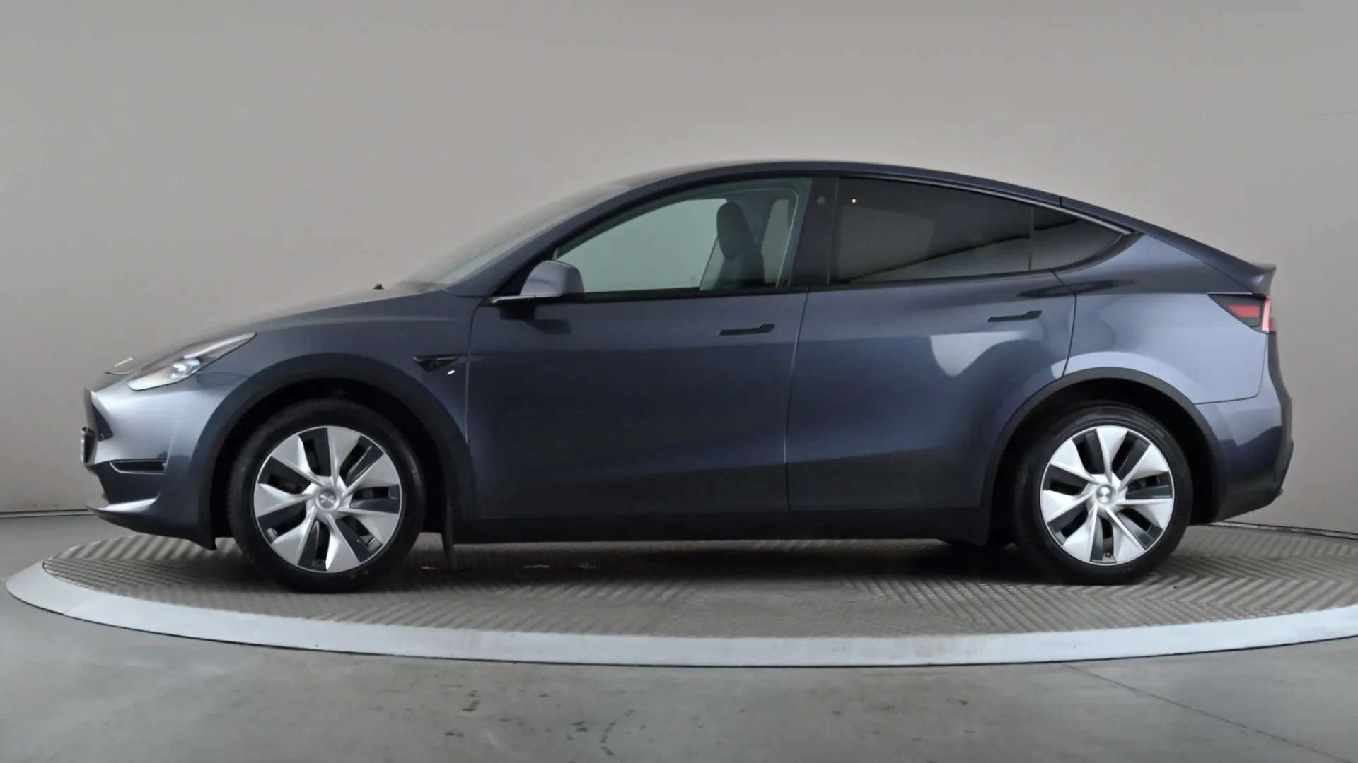 A 2023 TESLA MODEL Y Long Range AWD Auto A 2023 TESLA MODEL Y Long Range AWD Auto