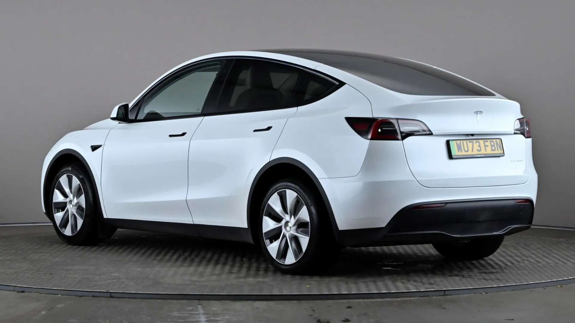 A 2023 TESLA MODEL Y Long Range AWD Auto A 2023 TESLA MODEL Y Long Range AWD Auto