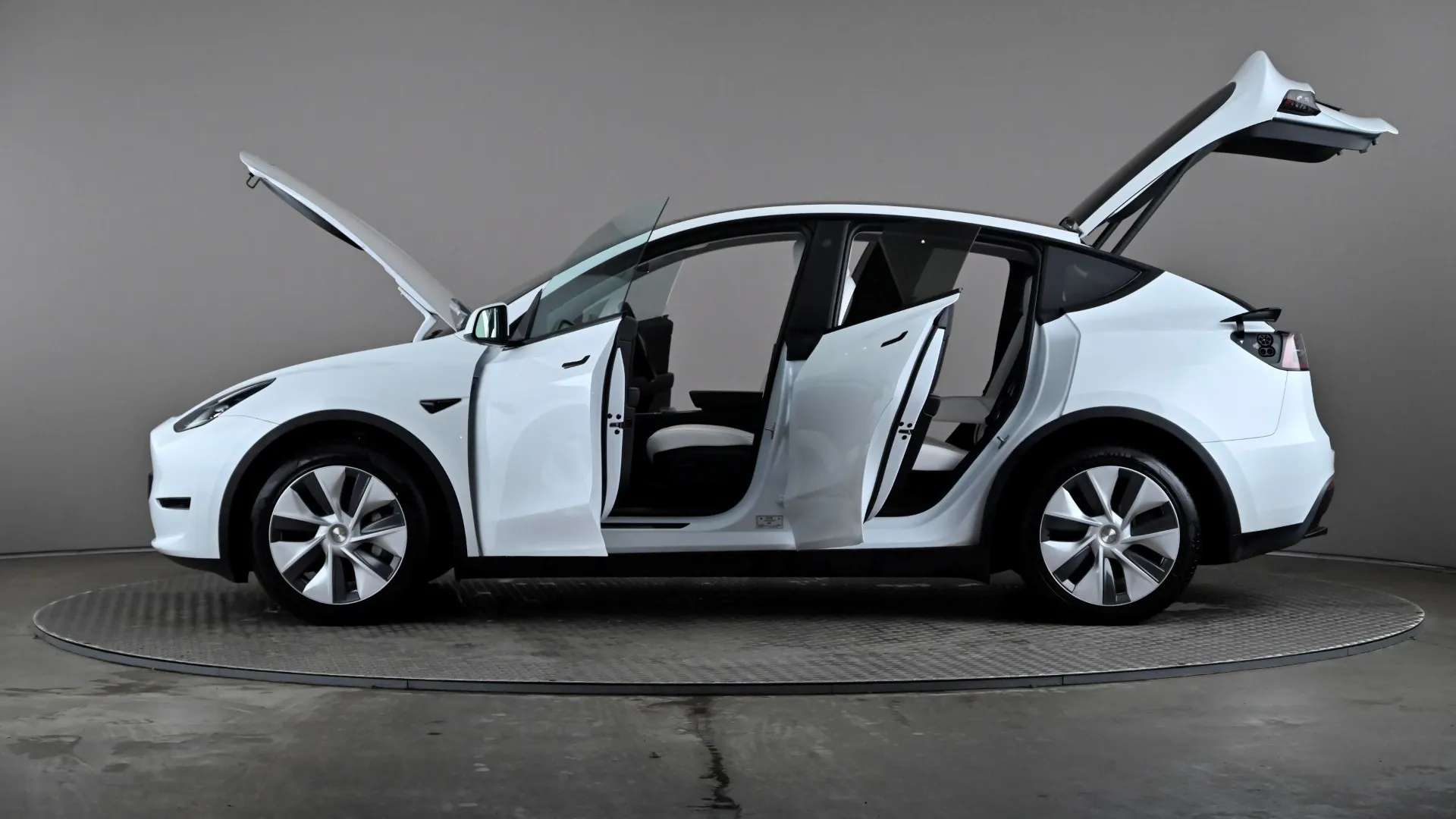 2023 TESLA MODEL Y 2023 TESLA MODEL Y