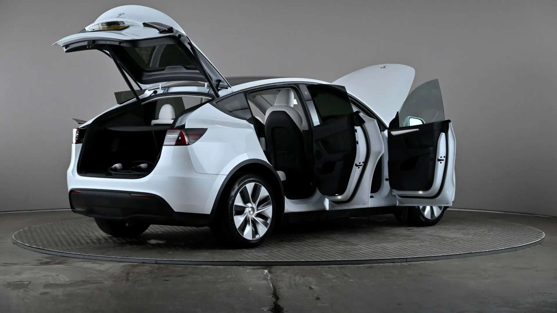 2023 TESLA MODEL Y 2023 TESLA MODEL Y