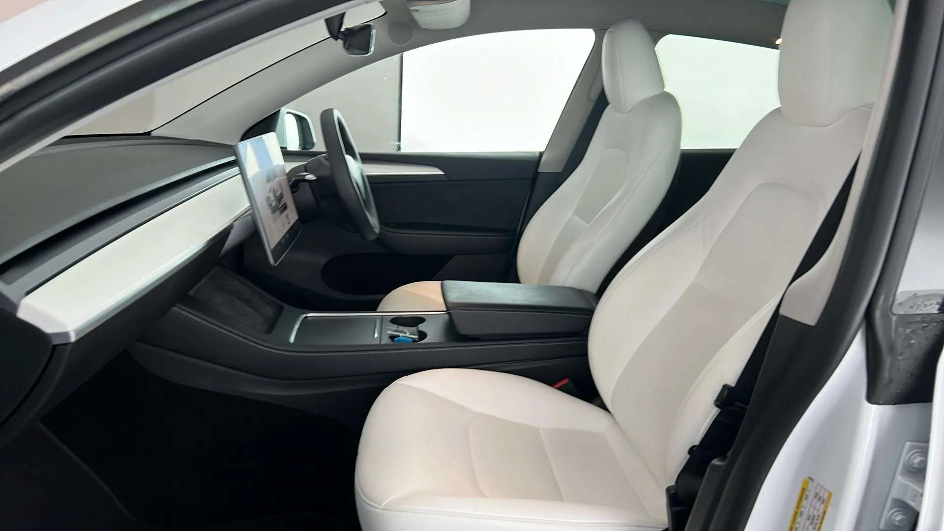 2023 TESLA MODEL Y 2023 TESLA MODEL Y