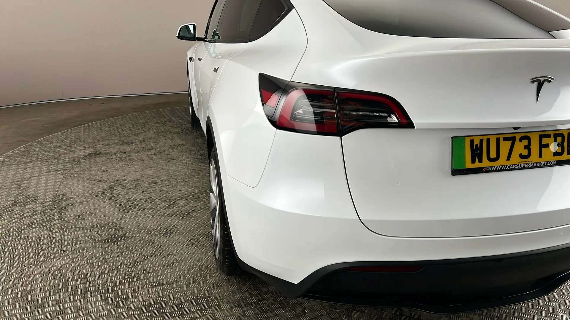 2023 TESLA MODEL Y 2023 TESLA MODEL Y