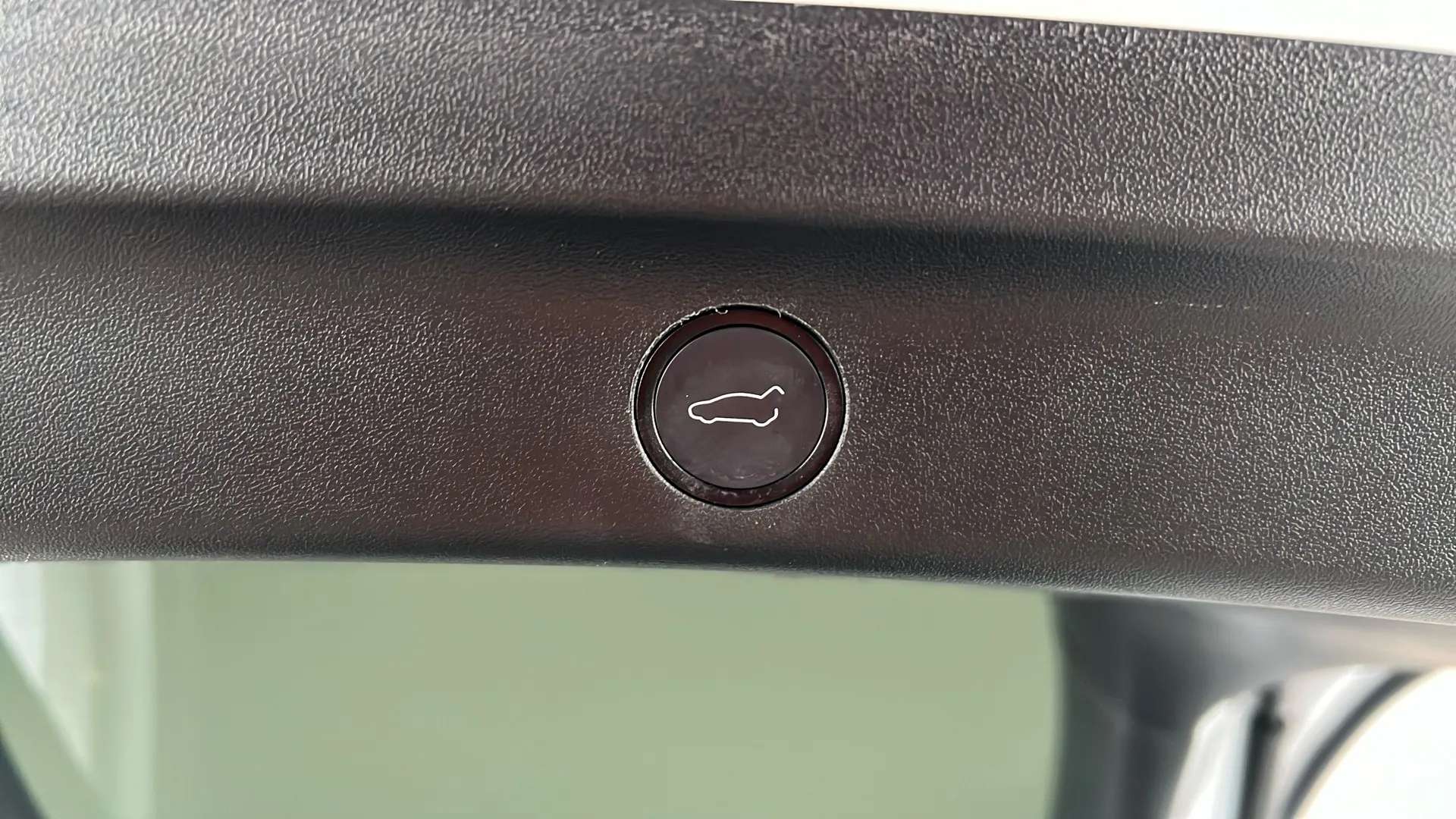 2023 TESLA MODEL Y 2023 TESLA MODEL Y