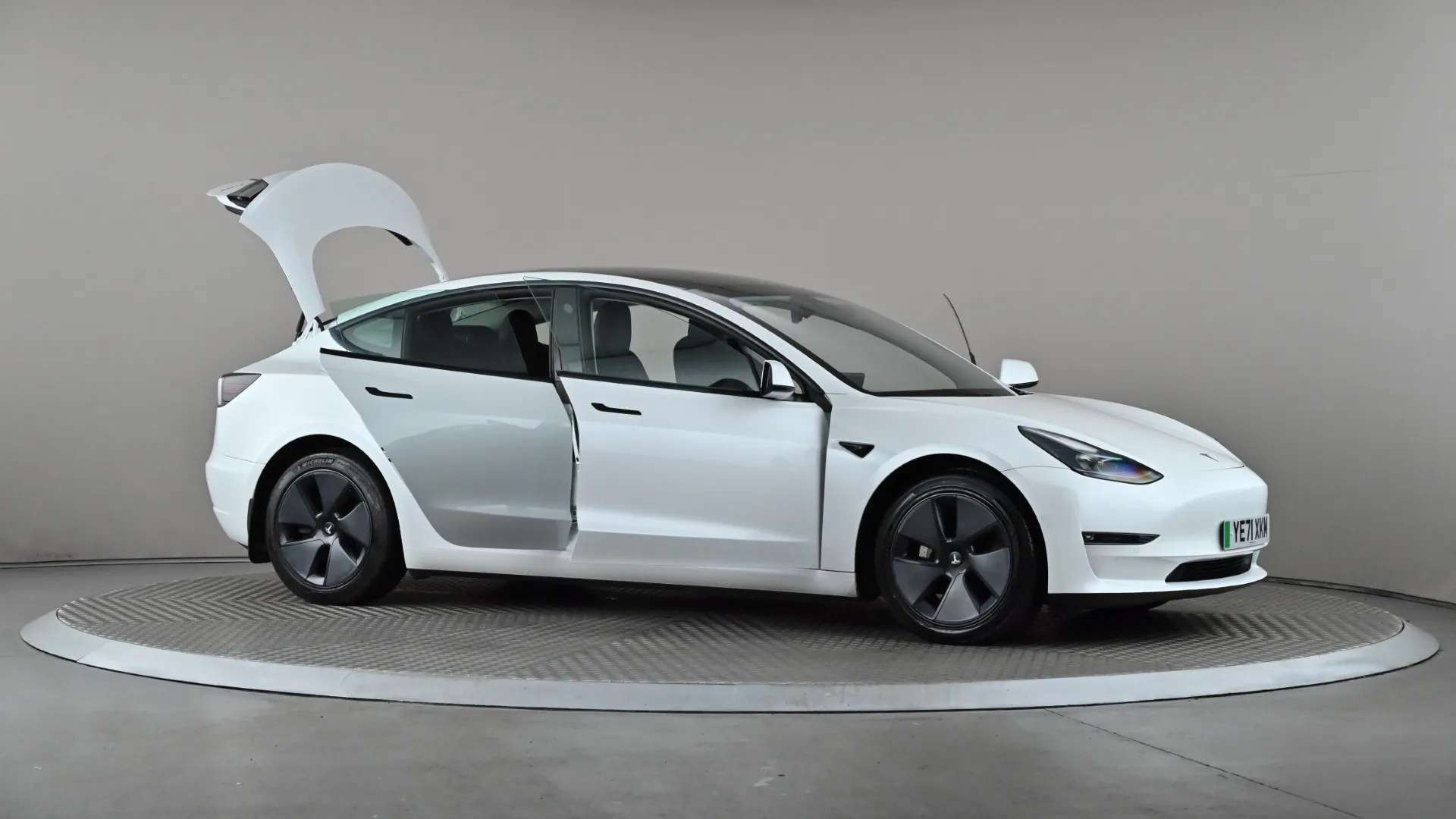 2021 TESLA MODEL 3 2021 TESLA MODEL 3