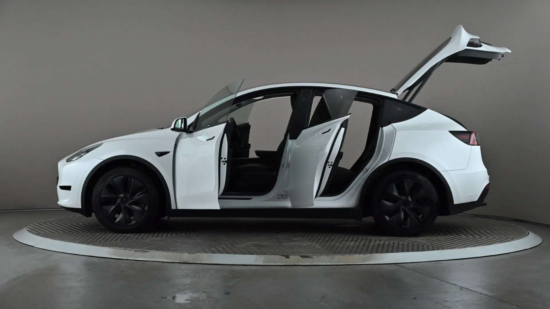 2024 TESLA MODEL Y 2024 TESLA MODEL Y
