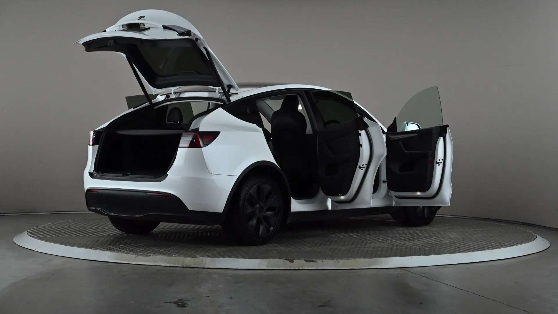 2024 TESLA MODEL Y 2024 TESLA MODEL Y