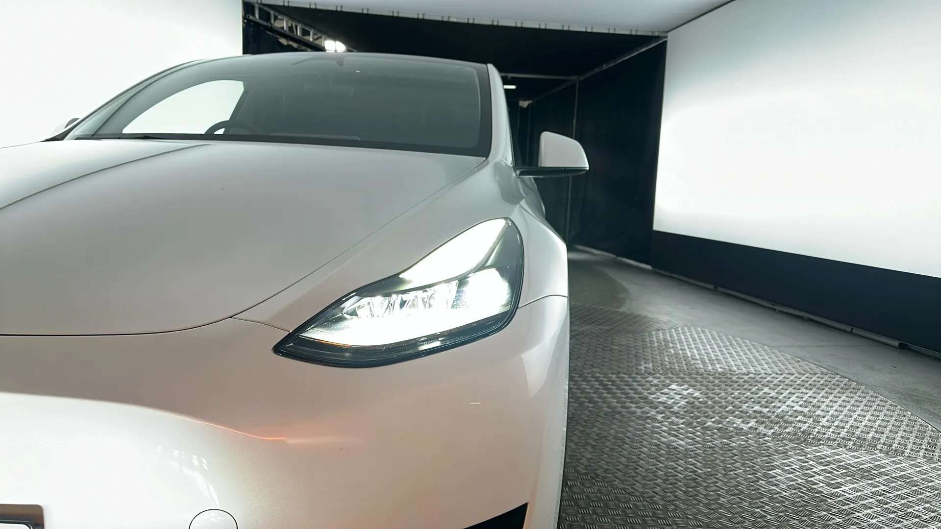 2024 TESLA MODEL Y 2024 TESLA MODEL Y