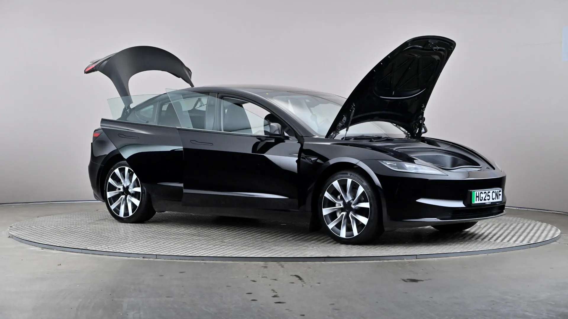 2025 TESLA MODEL 3 2025 TESLA MODEL 3