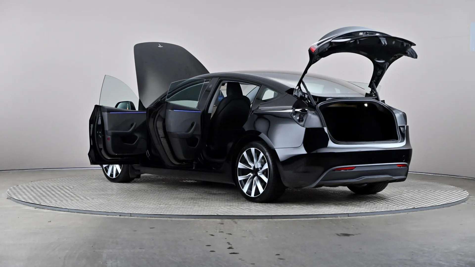 2025 TESLA MODEL 3 2025 TESLA MODEL 3