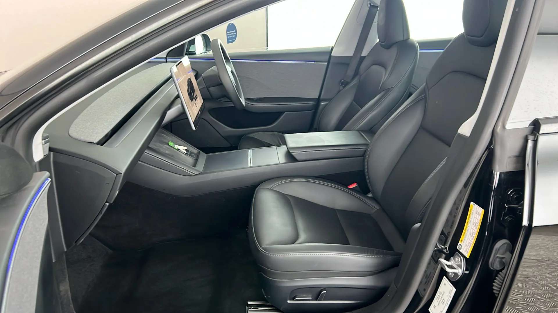 2025 TESLA MODEL 3 2025 TESLA MODEL 3